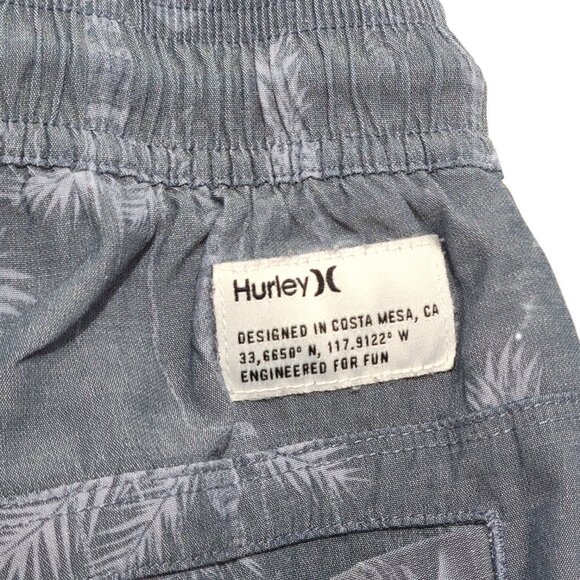 Hurley Medium Asylum Volley 17 Shorts Gray Pineapple Palm Tree Casual Wear - Picture 10 of 14